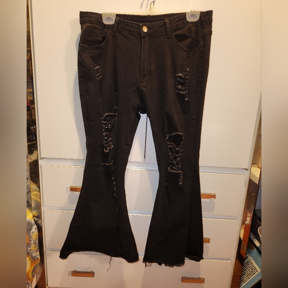 Women's black boutique XL short very distressed bell bottoms - Picture 1 of 6